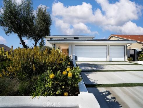 9795 Mistletoe Avenue, Fountain Valley, CA