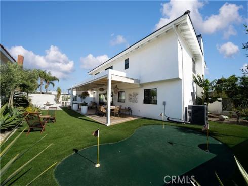 9795 Mistletoe Avenue, Fountain Valley, CA