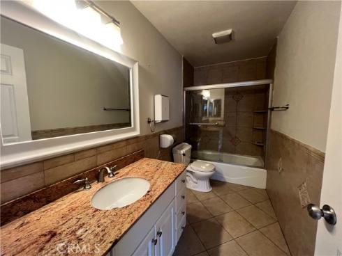 16186 Mount Gist Circle, Fountain Valley, CA