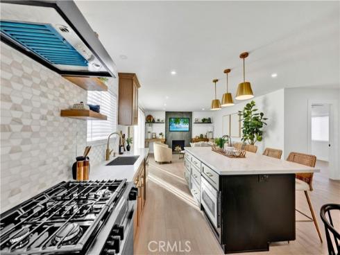 11350 Bluebell Avenue, Fountain Valley, CA