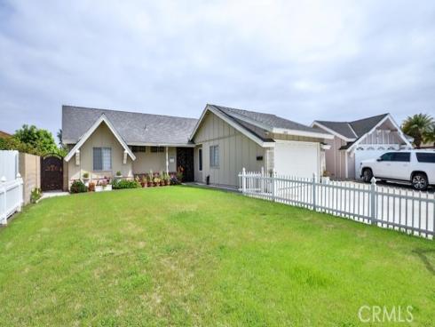 11864 Mayflower Circle, Fountain Valley, CA