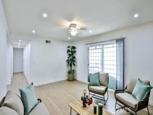 11864 Mayflower Circle, Fountain Valley, CA