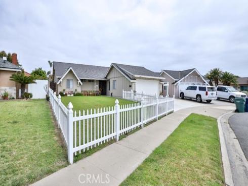 11864 Mayflower Circle, Fountain Valley, CA