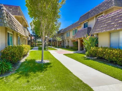 18250 Cabrillo Court, Fountain Valley, CA