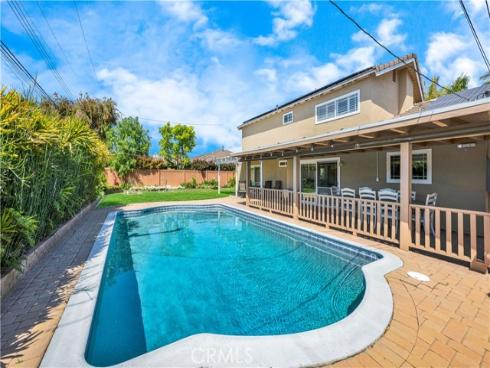 17217 Oak Street, Fountain Valley, CA