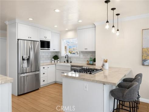 17686 Walnut Street , Fountain Valley, CA