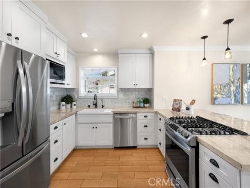 17686 Walnut Street , Fountain Valley, CA