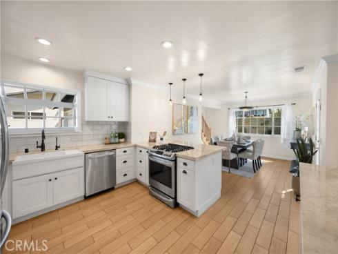 17686 Walnut Street , Fountain Valley, CA