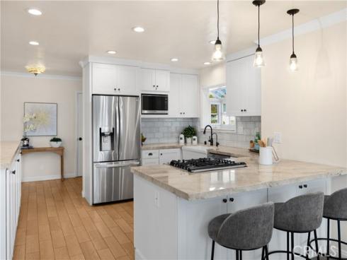 17686 Walnut Street , Fountain Valley, CA