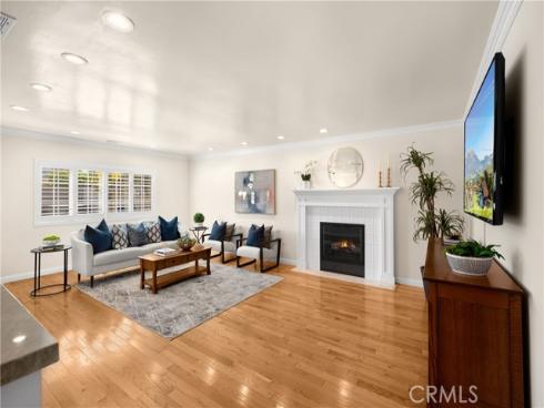 17686 Walnut Street , Fountain Valley, CA