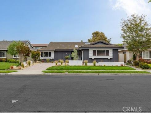 10360 El Monterey , Fountain Valley, CA