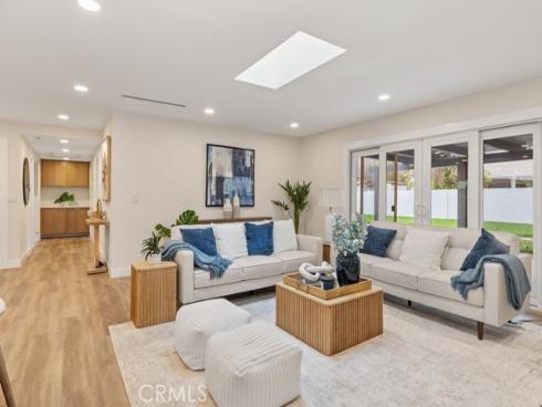 10360 El Monterey , Fountain Valley, CA