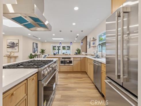 10360 El Monterey , Fountain Valley, CA