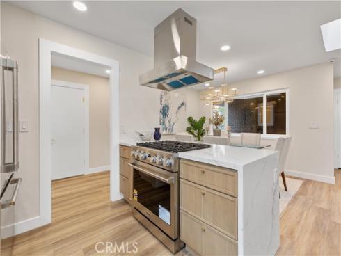 10360 El Monterey , Fountain Valley, CA