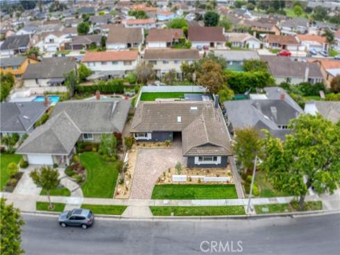 10360 El Monterey , Fountain Valley, CA