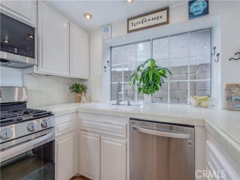 18250 Devonwood Circle, Fountain Valley, CA