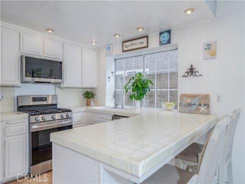 18250 Devonwood Circle, Fountain Valley, CA