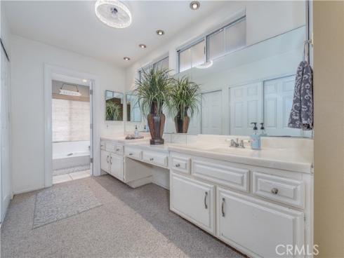 18250 Devonwood Circle, Fountain Valley, CA