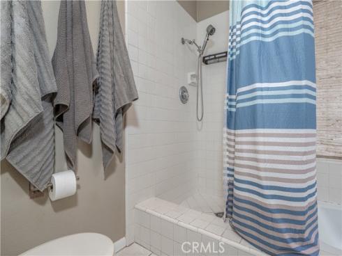 18250 Devonwood Circle, Fountain Valley, CA