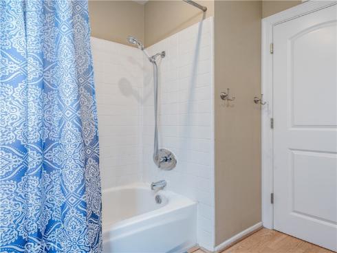 18250 Devonwood Circle, Fountain Valley, CA