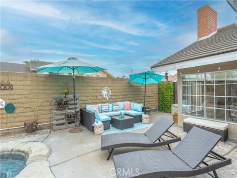 18250 Devonwood Circle, Fountain Valley, CA