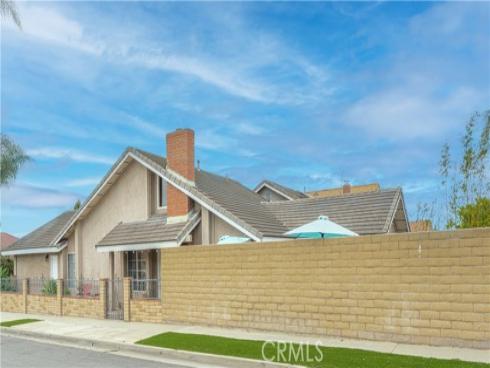 18250 Devonwood Circle, Fountain Valley, CA