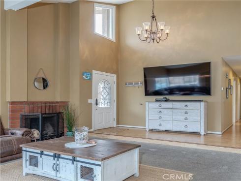 18250 Devonwood Circle, Fountain Valley, CA