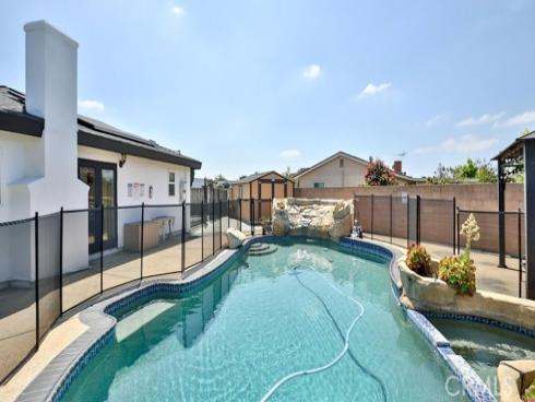 16027 Elbert Circle, Fountain Valley, CA