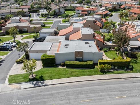 17689 Los Jardines , Fountain Valley, CA