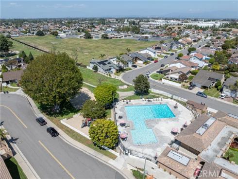 17689 Los Jardines , Fountain Valley, CA