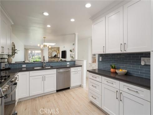 17689 Los Jardines , Fountain Valley, CA