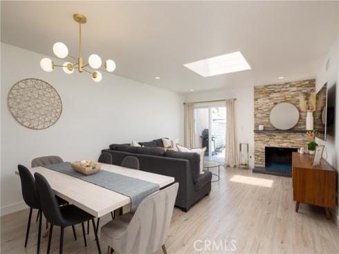 17689 Los Jardines , Fountain Valley, CA