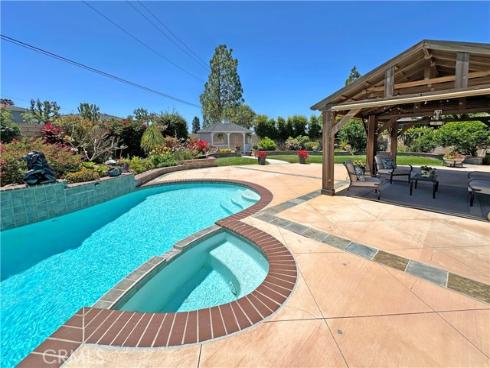 9588  Shimizu River   Circle, Fountain Valley, CA