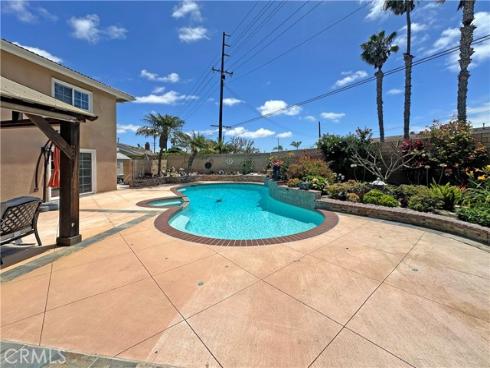 9588  Shimizu River   Circle, Fountain Valley, CA