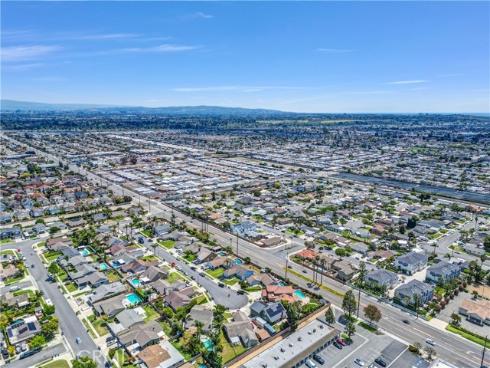 9588  Shimizu River   Circle, Fountain Valley, CA