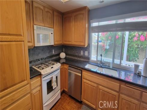 9092  La Linda   Avenue, Fountain Valley, CA