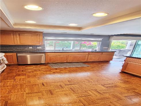 9092  La Linda   Avenue, Fountain Valley, CA