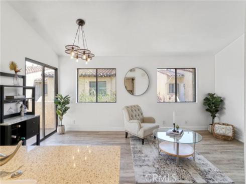 17333 Brookhurst F4 Street, Fountain Valley, CA