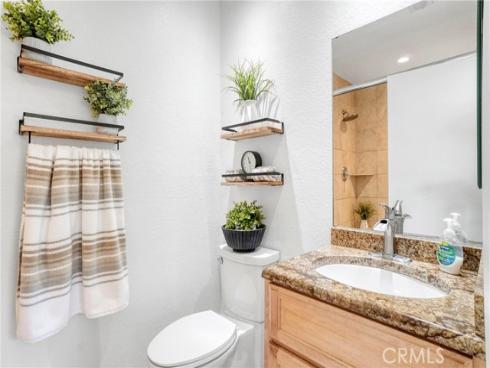 17333 Brookhurst F4 Street, Fountain Valley, CA