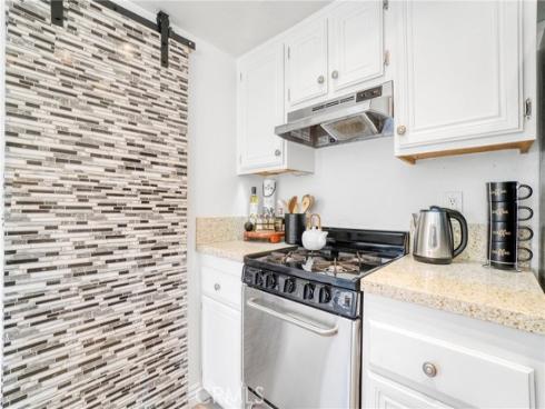 17333 Brookhurst F4 Street, Fountain Valley, CA