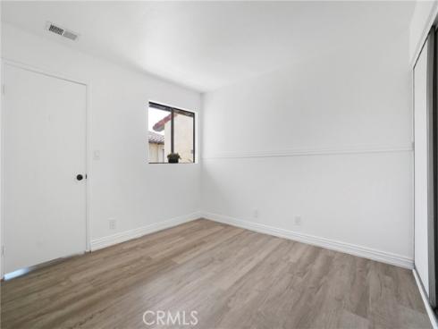 17333 Brookhurst F4 Street, Fountain Valley, CA