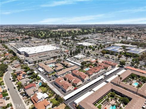 17333 Brookhurst F4 Street, Fountain Valley, CA