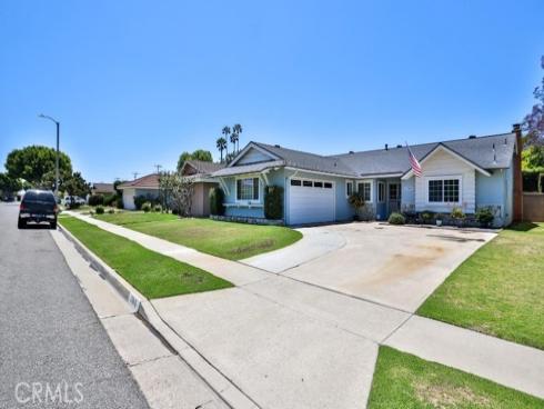 17819 Bay Street, Fountain Valley, CA