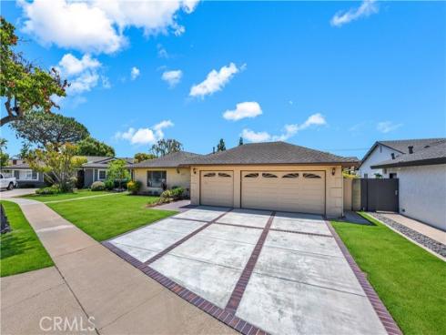 10924  Nighthawk Circle  , Fountain Valley, CA