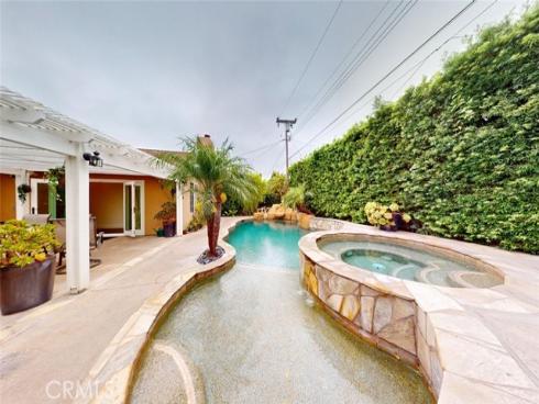 16671 Cedar Circle, Fountain Valley, CA