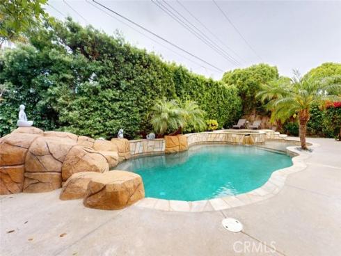 16671 Cedar Circle, Fountain Valley, CA