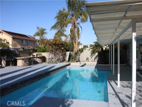 9801  Hibiscus   Avenue, Fountain Valley, CA