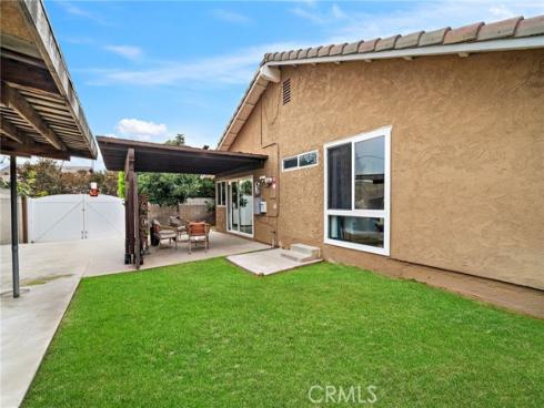 17349  Los Amigos Circle  , Fountain Valley, CA