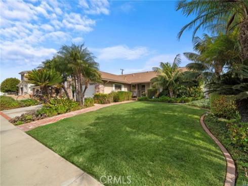 17384  Oak   Street, Fountain Valley, CA