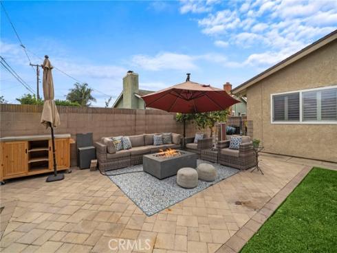 17384  Oak   Street, Fountain Valley, CA